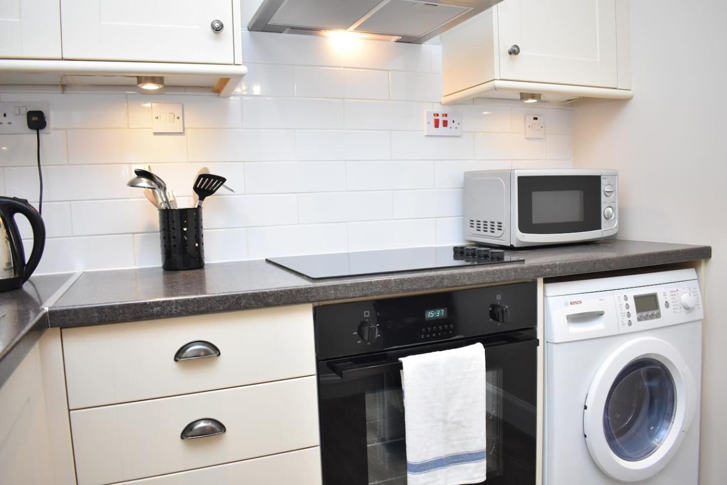 West Port - 2Br In The Heart Of The Old Town Just Off The Grassmarket Edinburgh Exterior photo