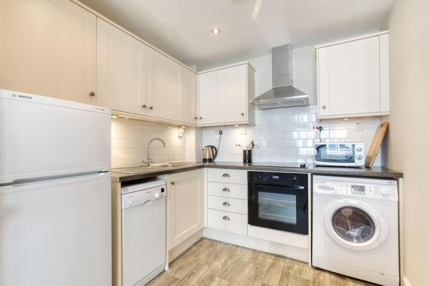 West Port - 2Br In The Heart Of The Old Town Just Off The Grassmarket Edinburgh Exterior photo